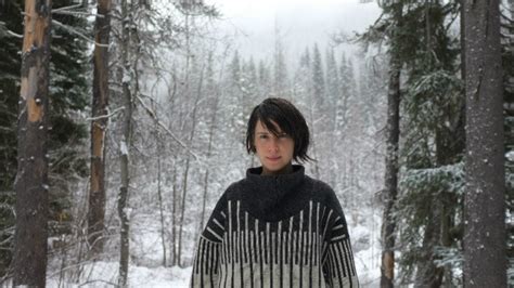 Geneviève Elverum Has Died .